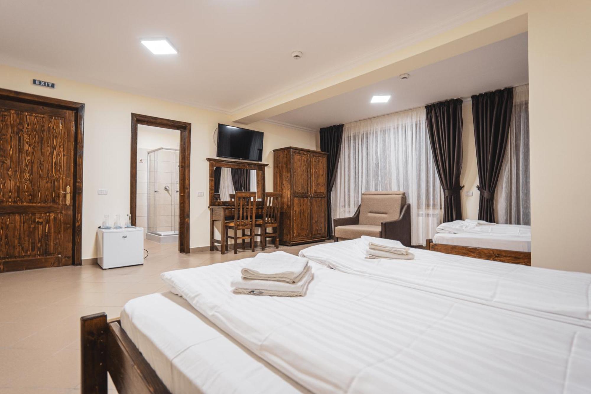 Hotel Rabbit Bran Moieciu de Jos Exteriér fotografie
