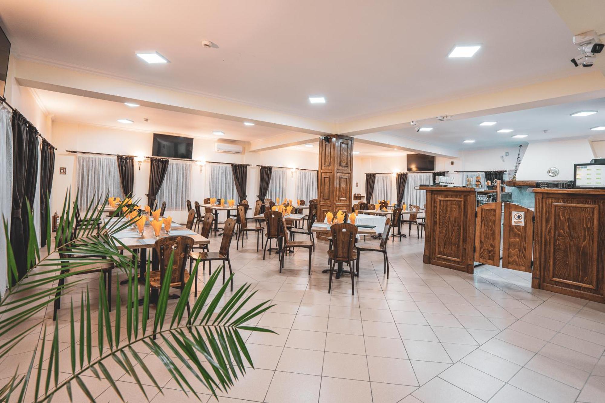 Hotel Rabbit Bran Moieciu de Jos Exteriér fotografie
