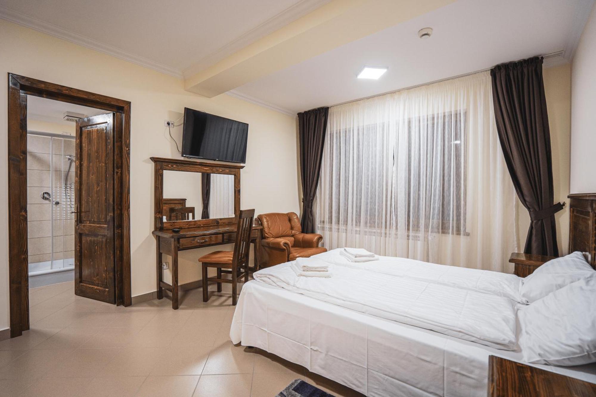 Hotel Rabbit Bran Moieciu de Jos Exteriér fotografie