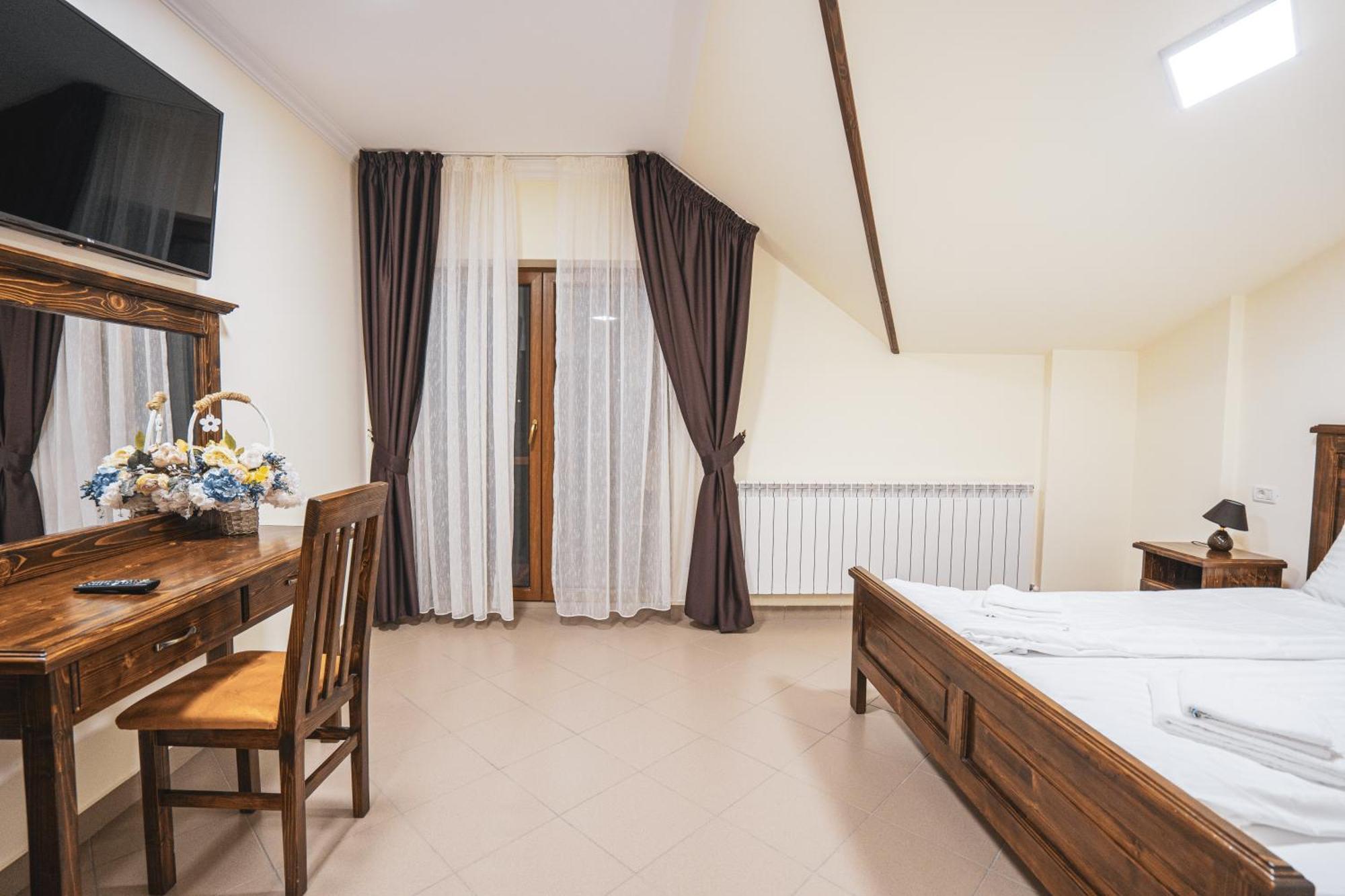 Hotel Rabbit Bran Moieciu de Jos Exteriér fotografie